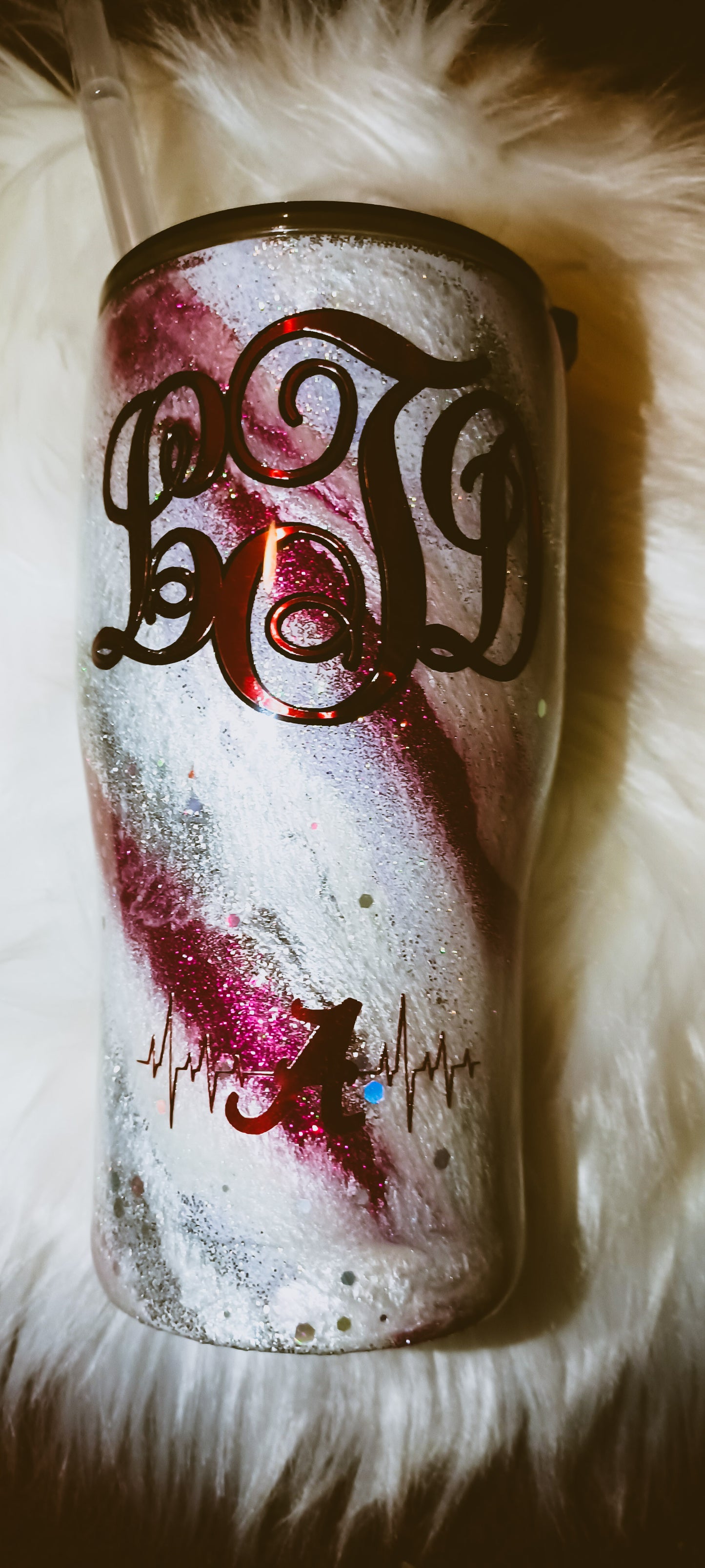 20 oz curved tumbler